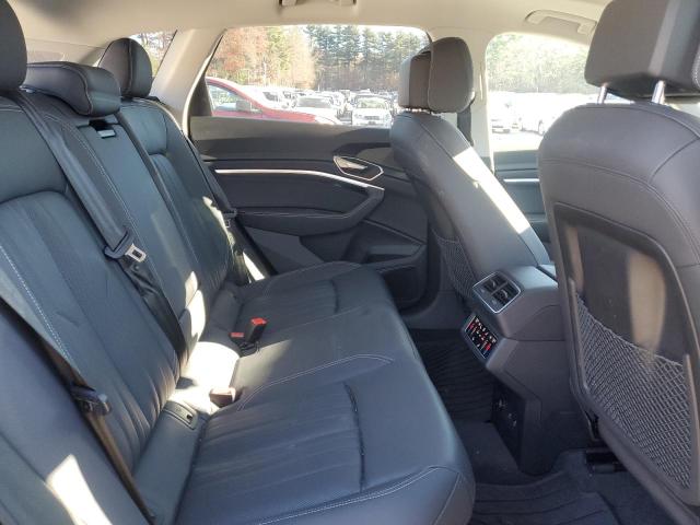 Photo 11 from auction – 2024 AUDI Q8 E-TRON with VIN WA15AAGE2RB022720