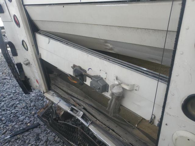 Photo 9 from auction – 2004 FREIGHTLINER CHASSIS M with VIN 4UZAARBW34CM85015