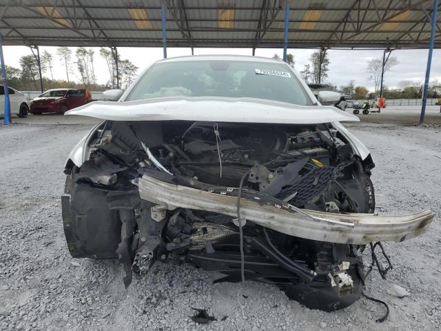 Photo 5 from auction – 2015 CHRYSLER 200 LIMITE with VIN 1C3CCCAB2FN645982
