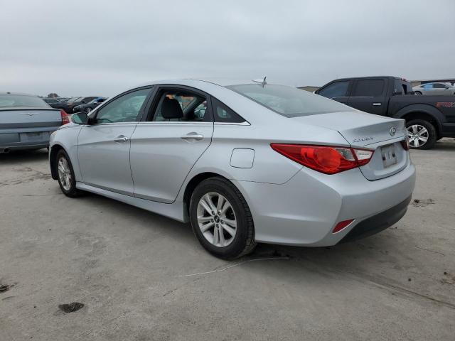 Photo 2 from auction – 2014 HYUNDAI SONATA GLS with VIN 5NPEB4AC7EH872363