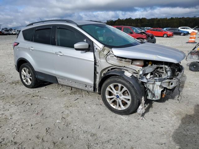Photo 4 from auction – 2018 FORD ESCAPE SE with VIN 1FMCU0GD5JUA35357