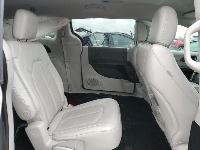 Photo 11 from auction – 2018 CHRYSLER PACIFICA T with VIN 2C4RC1BG3JR261063