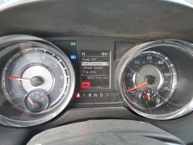 Photo 9 from auction – 2016 CHRYSLER TOWN & COU with VIN 2C4RC1BG0GR300460