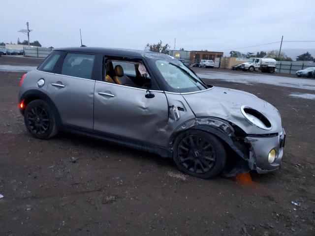 Photo 4 from auction – 2017 MINI COOPER S with VIN WMWXU3C32H2F49404