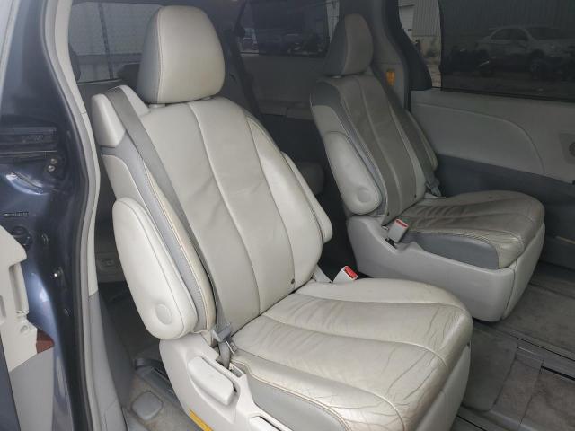 Photo 11 from auction – 2014 TOYOTA SIENNA XLE with VIN 5TDYK3DC0ES516141