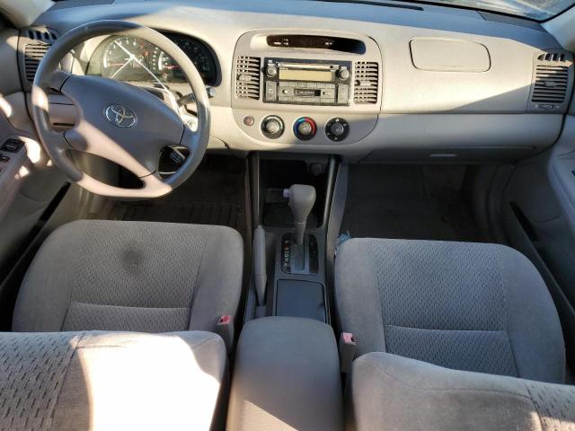 Photo 8 from auction – 2002 TOYOTA CAMRY LE with VIN JTDBE32K520100432