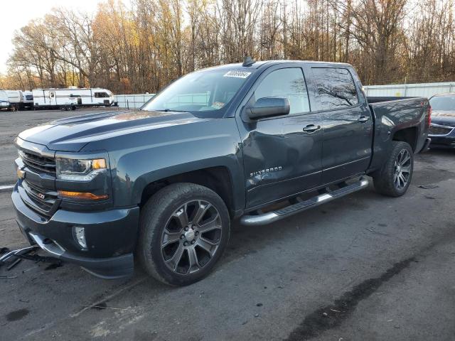 CHEVROLET SILVERADO 2018 with VIN 3GCUKRECXJG174643 - Photo from auction