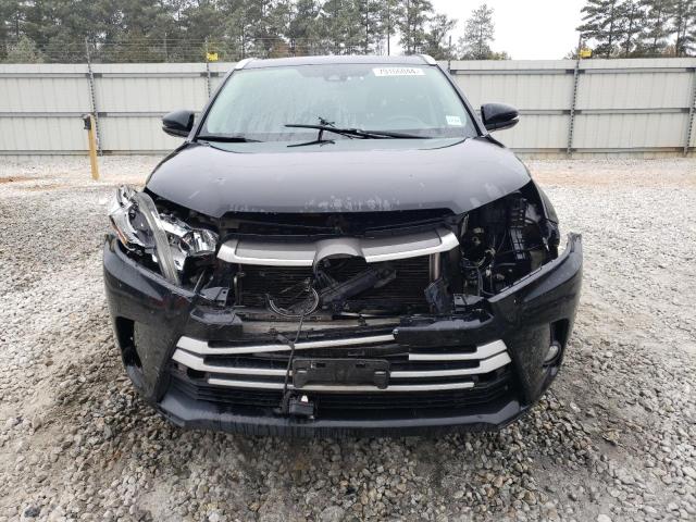 Photo 5 from auction – 2019 TOYOTA HIGHLANDER with VIN 5TDJZRFH5KS582642