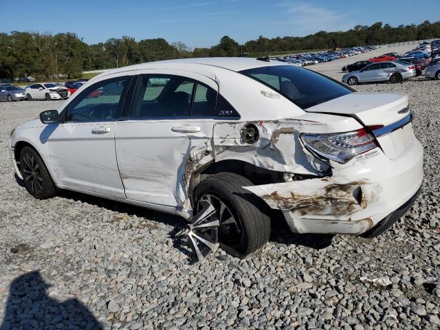 Photo 2 from auction – 2013 CHRYSLER 200 TOURIN with VIN 1C3CCBBB1DN584470