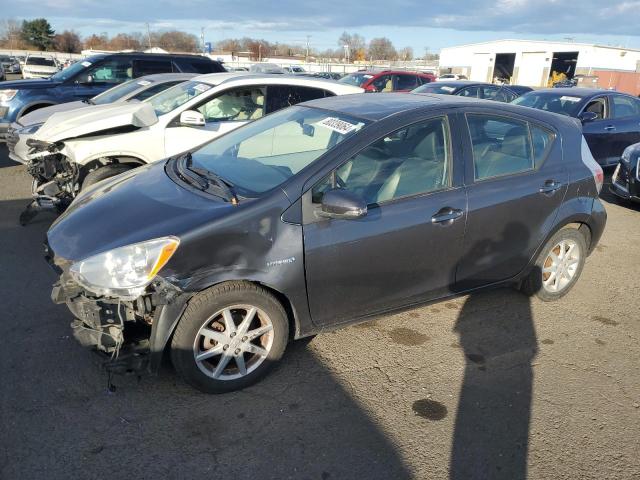 TOYOTA PRIUS C 2012 with VIN JTDKDTB31C1012646 - Photo from auction