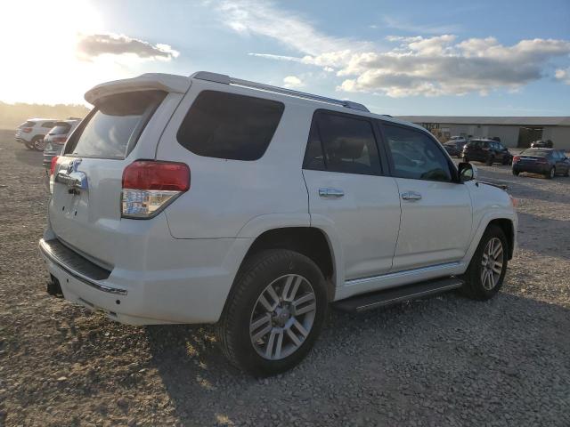Photo 3 from auction – 2010 TOYOTA 4RUNNER SR with VIN JTEZU5JR5A5012702