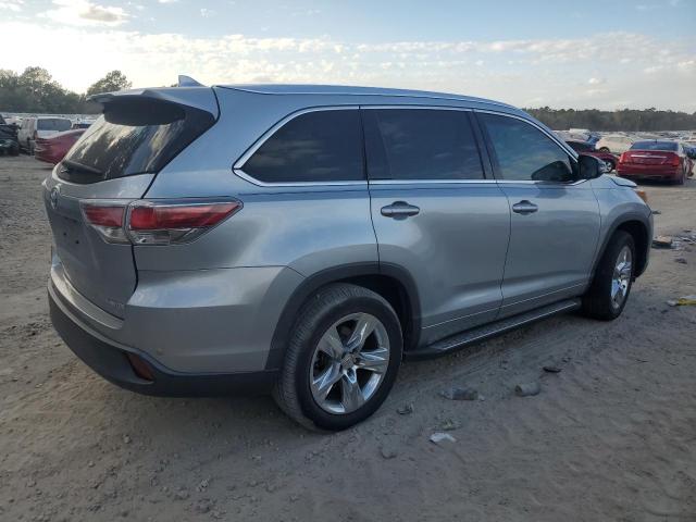 Photo 3 from auction – 2014 TOYOTA HIGHLANDER with VIN 5TDYKRFH8ES017552