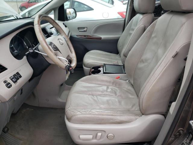 Photo 7 from auction – 2012 TOYOTA SIENNA XLE with VIN 5TDYK3DC3CS221628