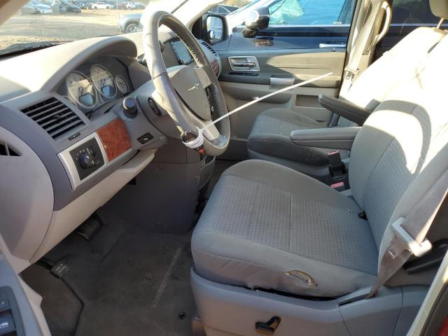 Photo 7 from auction – 2008 CHRYSLER TOWN & COU with VIN 2A8HR54P58R819996