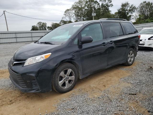 TOYOTA SIENNA LE 2018 with VIN 5TDKZ3DC8JS943014 - Photo from auction