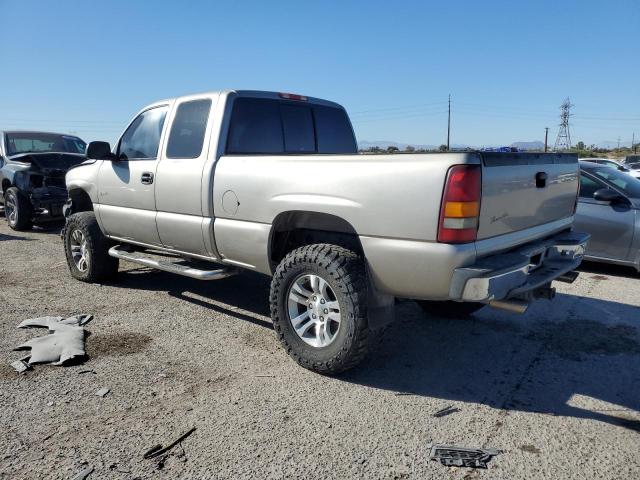 Photo 2 from auction – 2001 CHEVROLET SILVERADO with VIN 1GCEK19TX1E164993