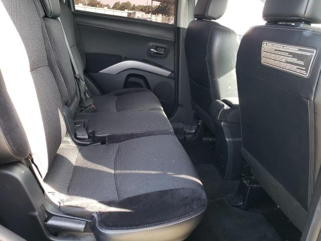 Photo 11 from auction – 2012 MITSUBISHI OUTLANDER with VIN JA4JS4AX1CU012652