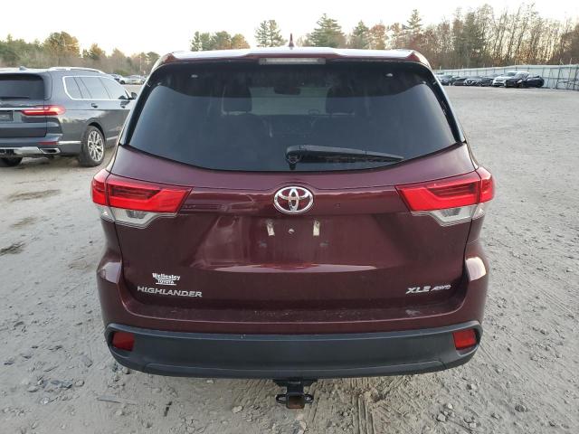 Photo 6 from auction – 2018 TOYOTA HIGHLANDER with VIN 5TDJZRFH5JS497685