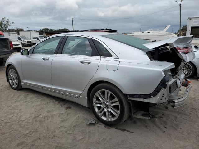 Photo 2 from auction – 2013 LINCOLN MKZ with VIN 3LN6L2G97DR825911