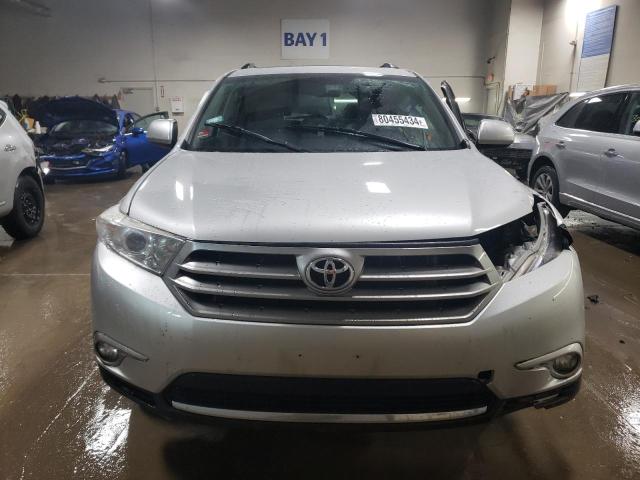 Фото 5 с аукциона – 2013 TOYOTA HIGHLANDER с VIN 5TDBK3EH4DS270449