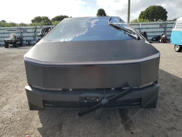 Zdjęcie 5 z aukcji – 2024 TESLA CYBERTRUCK z VIN 7G2CEHEE5RA000103