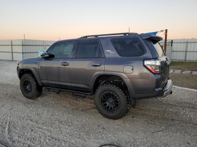 Photo 2 from auction – 2019 TOYOTA 4RUNNER SR with VIN JTEBU5JR2K5633513