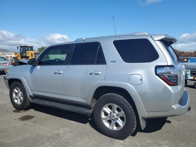 Photo 2 from auction – 2015 TOYOTA 4RUNNER SR with VIN JTEZU5JR7F5104451