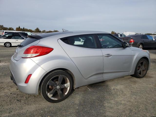 Photo 3 from auction – 2015 HYUNDAI VELOSTER with VIN KMHTC6AD3FU228564