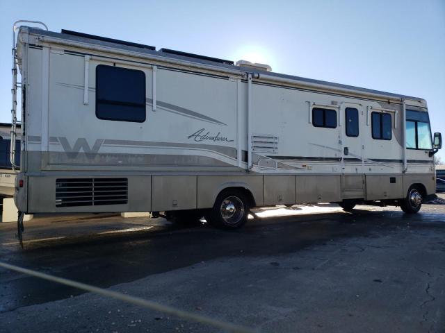 Photo 4 from auction – 2002 WINNEBAGO MOTORHOME with VIN 5B4MP67GX23348530