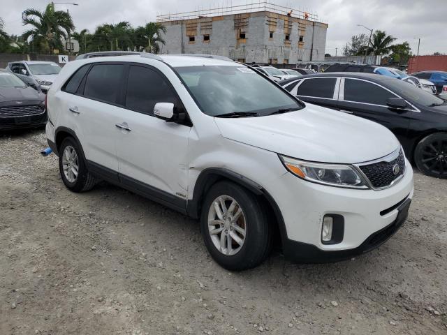 Photo 4 from auction – 2015 KIA SORENTO LX with VIN 5XYKTDA66FG649640