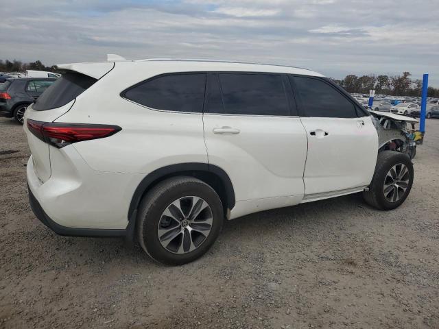 Photo 3 from auction – 2021 TOYOTA HIGHLANDER with VIN 5TDGZRBH3MS068890