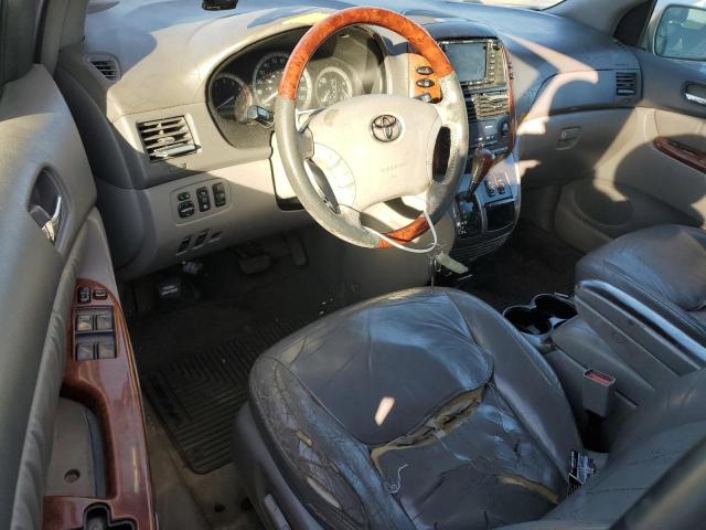 Photo 8 from auction – 2004 TOYOTA SIENNA XLE with VIN 5TDBA22C04S009826