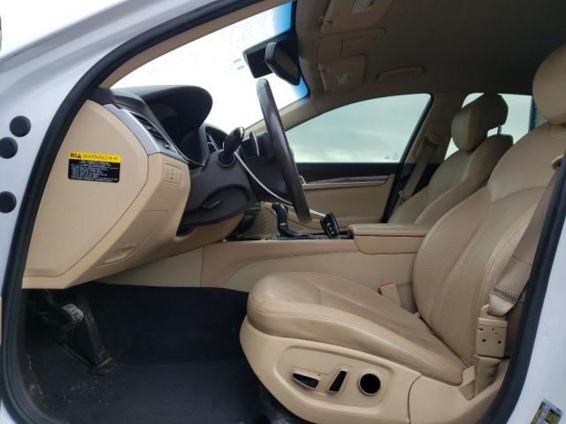Photo 7 from auction – 2016 HYUNDAI GENESIS 3. with VIN KMHGN4JE6GU121941