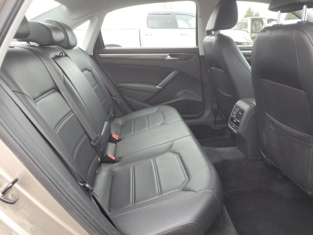 Photo 10 from auction – 2016 VOLKSWAGEN PASSAT SE with VIN 1VWBT7A34GC044803