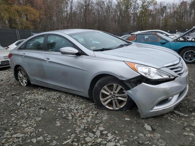 Photo 4 from auction – 2013 HYUNDAI SONATA GLS with VIN 5NPEB4AC4DH699237