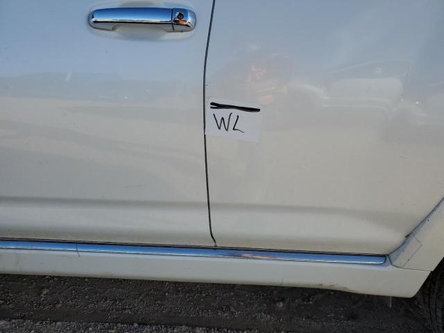 Photo 13 from auction – 2011 TOYOTA 4RUNNER SR with VIN JTEBU5JR0B5055217