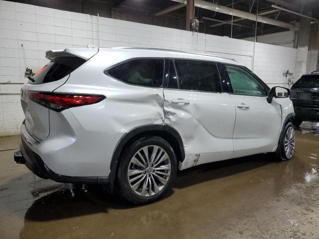 Photo 3 from auction – 2022 TOYOTA HIGHLANDER with VIN 5TDFZRBHXNS162407