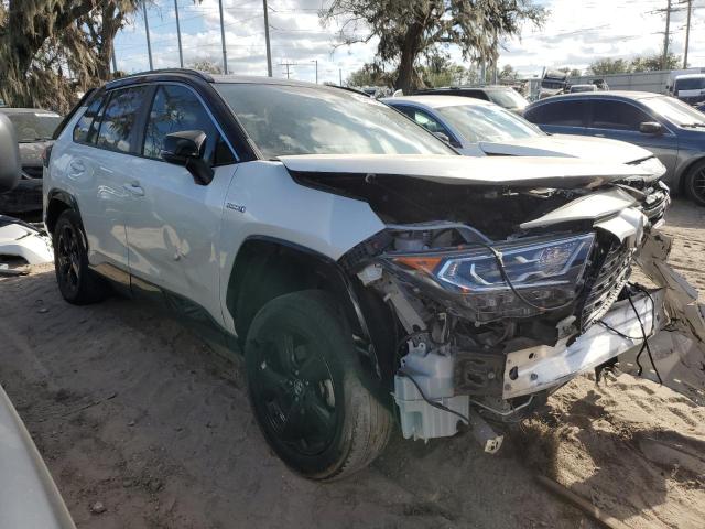 Photo 4 from auction – 2019 TOYOTA RAV4 XSE with VIN 2T3EWRFVXKW019813