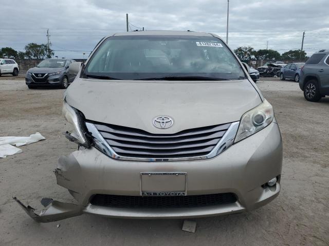 Photo 5 from auction – 2016 TOYOTA SIENNA XLE with VIN 5TDDK3DC0GS140445