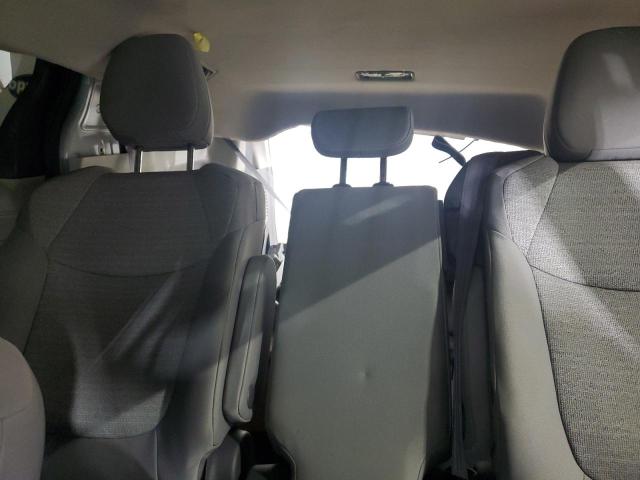Photo 10 from auction – 2021 TOYOTA SIENNA LE with VIN 5TDKRKEC6MS063474