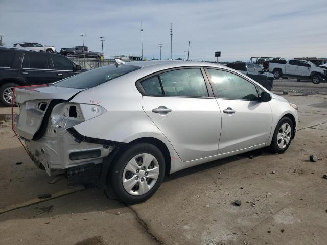 Photo 3 from auction – 2018 KIA FORTE LX with VIN 3KPFK4A74JE263530