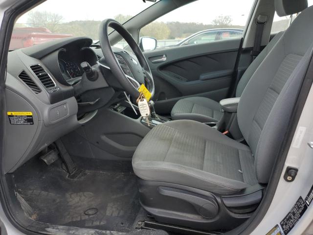 Photo 7 from auction – 2017 KIA FORTE LX with VIN 3KPFL4A76HE107318