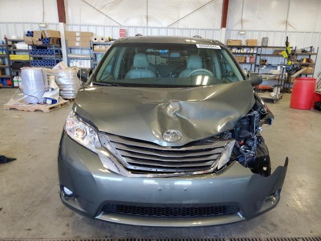Photo 5 from auction – 2011 TOYOTA SIENNA XLE with VIN 5TDYK3DC6BS099328