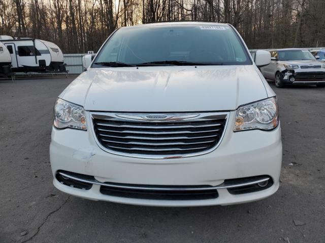 Photo 5 from auction – 2015 CHRYSLER TOWN & COU with VIN 2C4RC1BG6FR727172