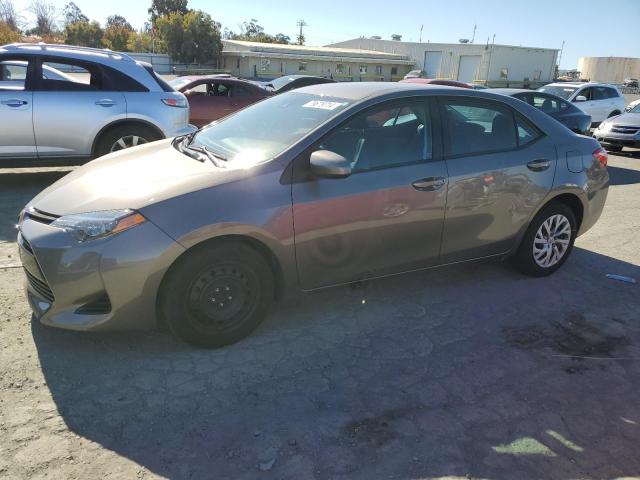 TOYOTA COROLLA L 2018 with VIN 2T1BURHE5JC978941 - Photo from auction