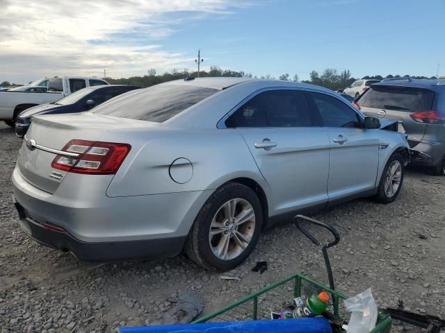 Photo 3 from auction – 2016 FORD TAURUS SEL with VIN 1FAHP2E89GG125787