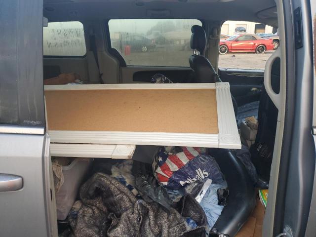 Photo 11 from auction – 2014 CHRYSLER TOWN & COU with VIN 2C4RC1BG0ER188689