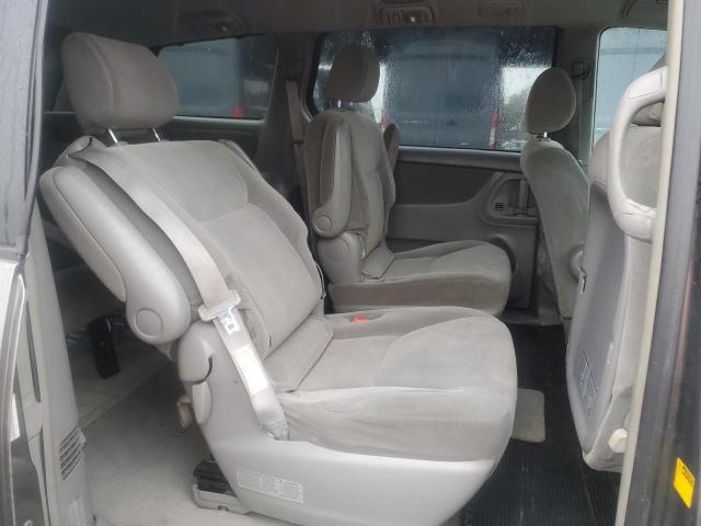 Photo 11 from auction – 2004 TOYOTA SIENNA CE with VIN 5TDZA23C94S121750