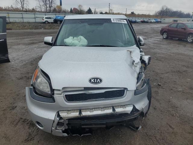 Photo 5 from auction – 2011 KIA SOUL + with VIN KNDJT2A21B7328111