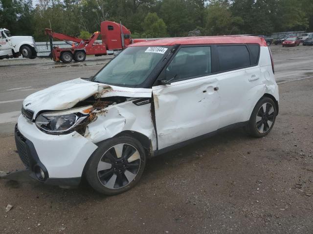 KIA SOUL + 2016 with VIN KNDJP3A53G7282146 - Photo from auction